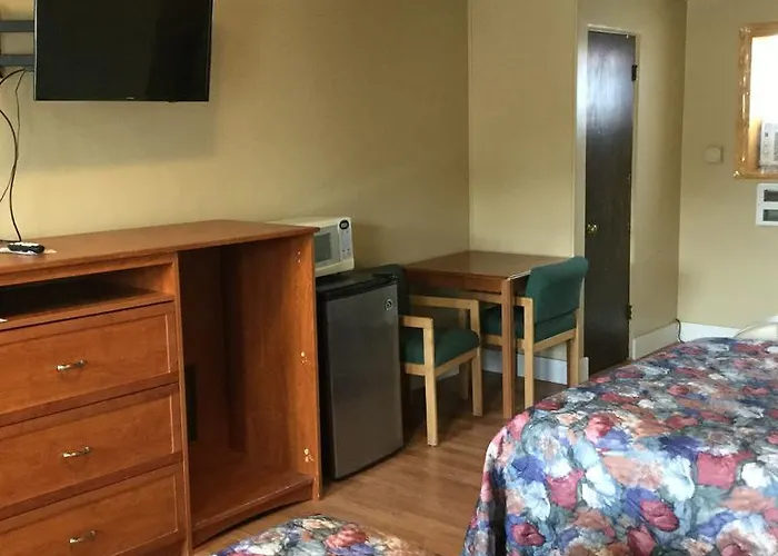 Inn Brickyard 2*